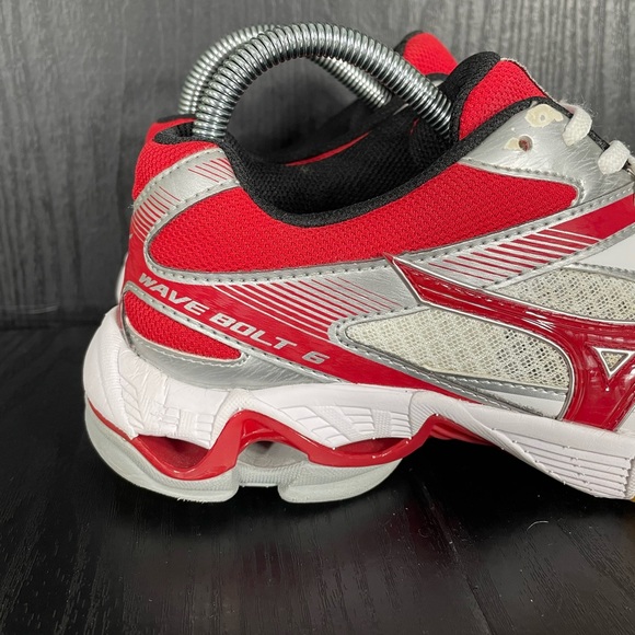 Mizuno Wave Bolt 6 Women’s size 9 - Picture 2 of 13